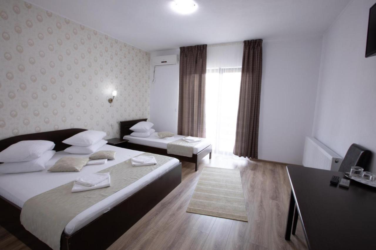 Pensiunea Mirific Dubová Exteriér fotografie